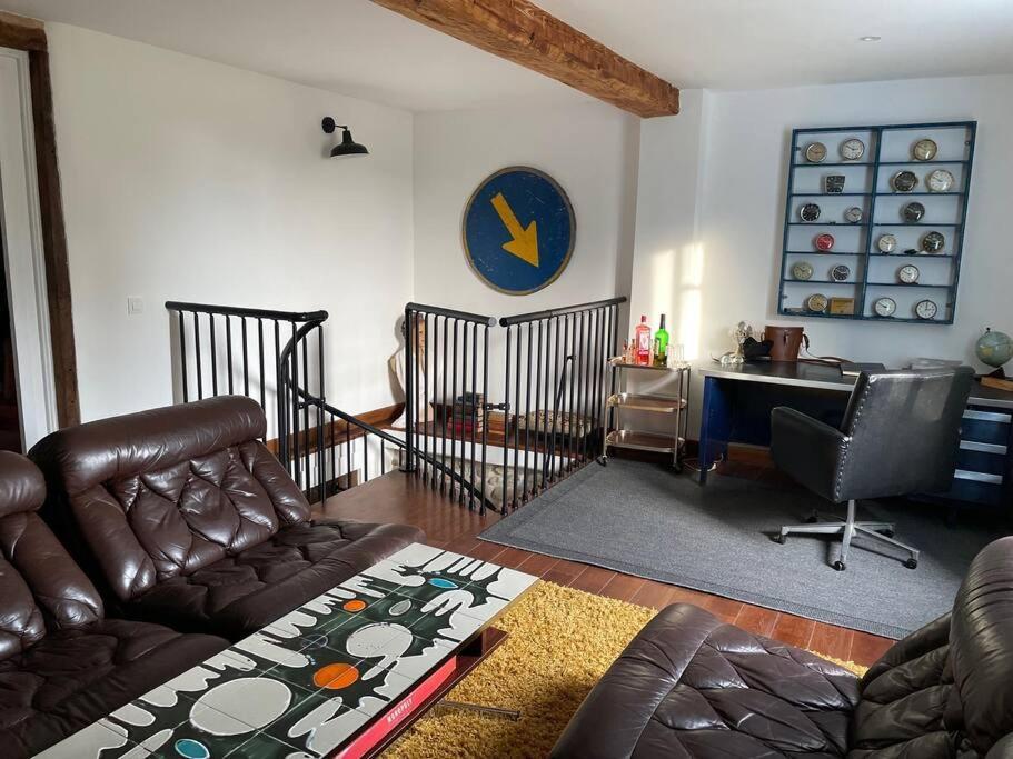 Rue Basse - Village House Overlooking The Pyrenees Montréal 外观 照片